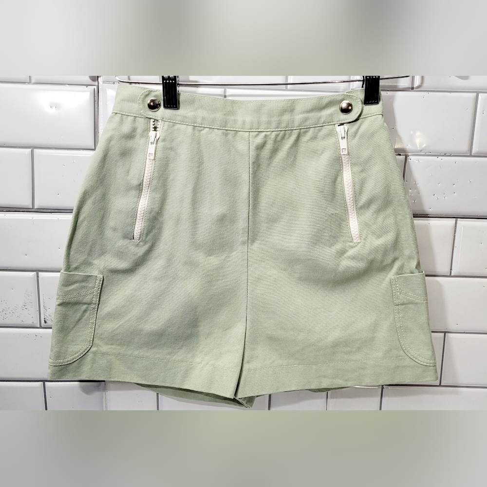 THE SAIL LOFT Vintage Ladies 100% Cotton High Waist Shorts Front Zipper Detail